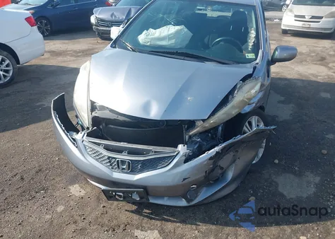 2009 Honda Fit Sport from USA, damaged, VIN JHMGE88659S013897